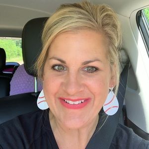 Meet your Posher, Misty